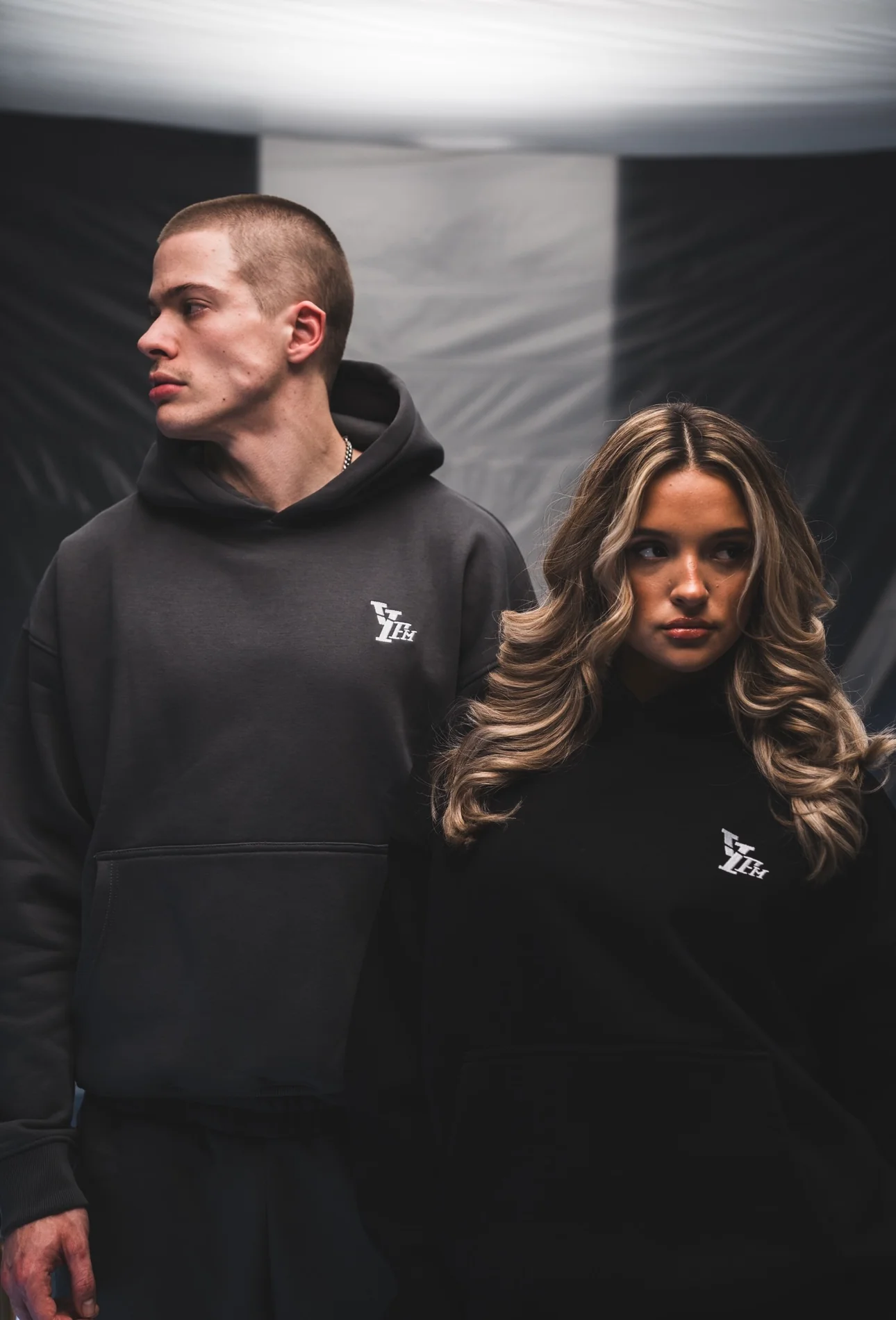 BASIC HOODIE BLACK - Image 8