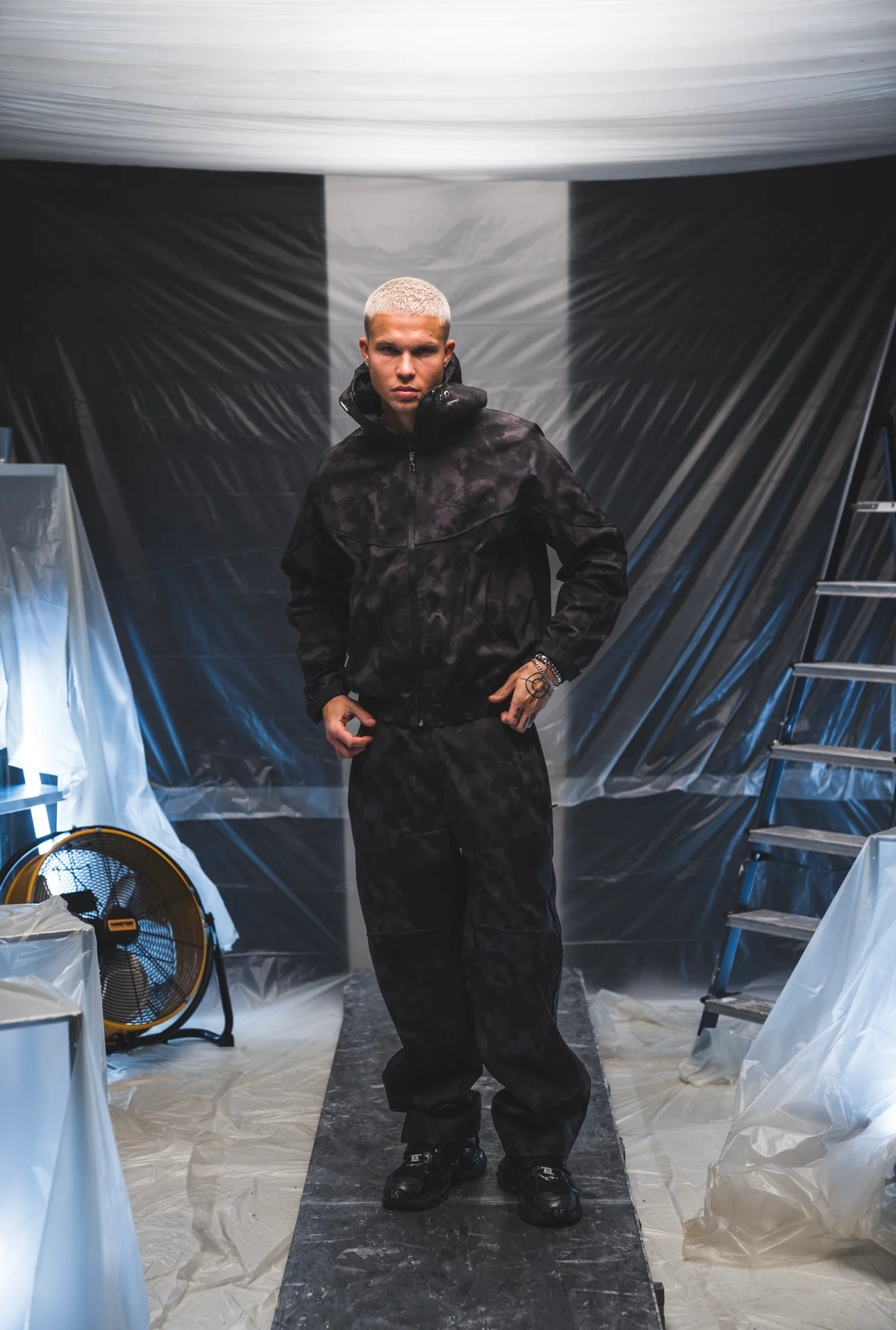 NYLON PANTS ANTHRAZIT CAMO - Image 10